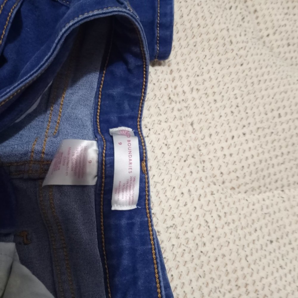 Jeans - Picture 7 of 10